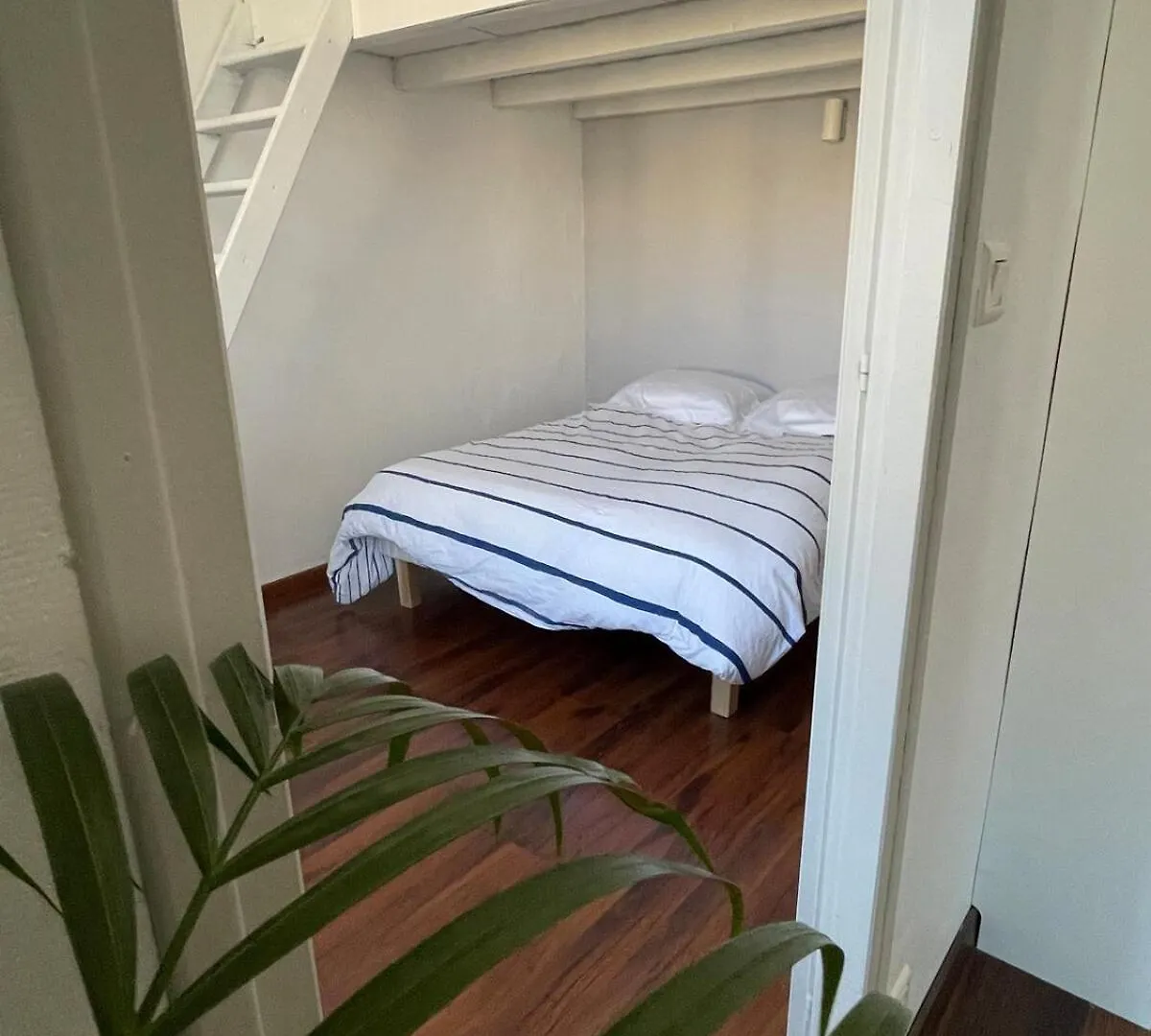 T2 Lumineux En Hyper Centre Apartment Aix-en-Provence 0*,